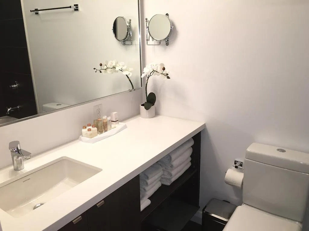 Bellamond Yorkville Apartment Toronto 4*,  Canada
