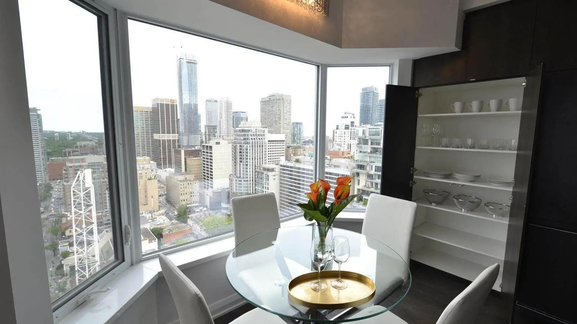 Bellamond Yorkville Apartment Toronto 4*,  Canada